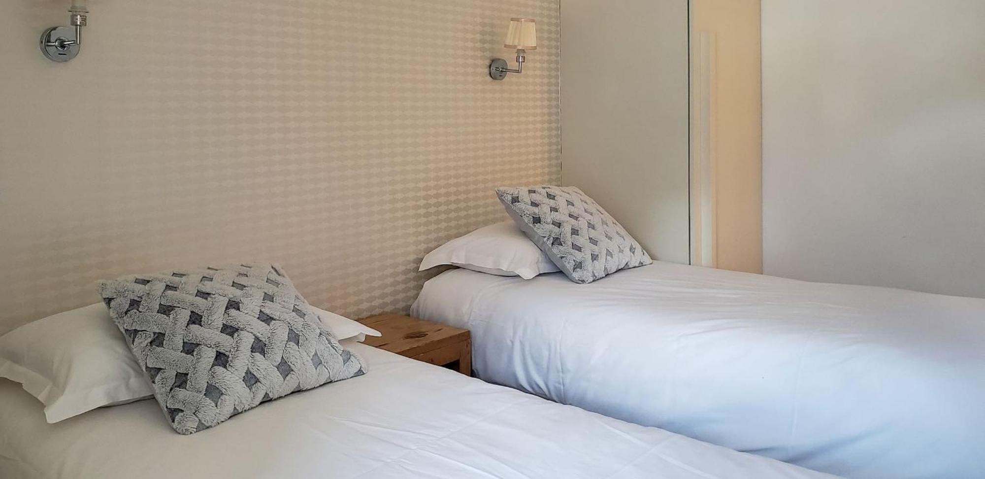 Nook 42 - The Loft - Central 2Br W/ Balcony Views シャモニー エクステリア 写真