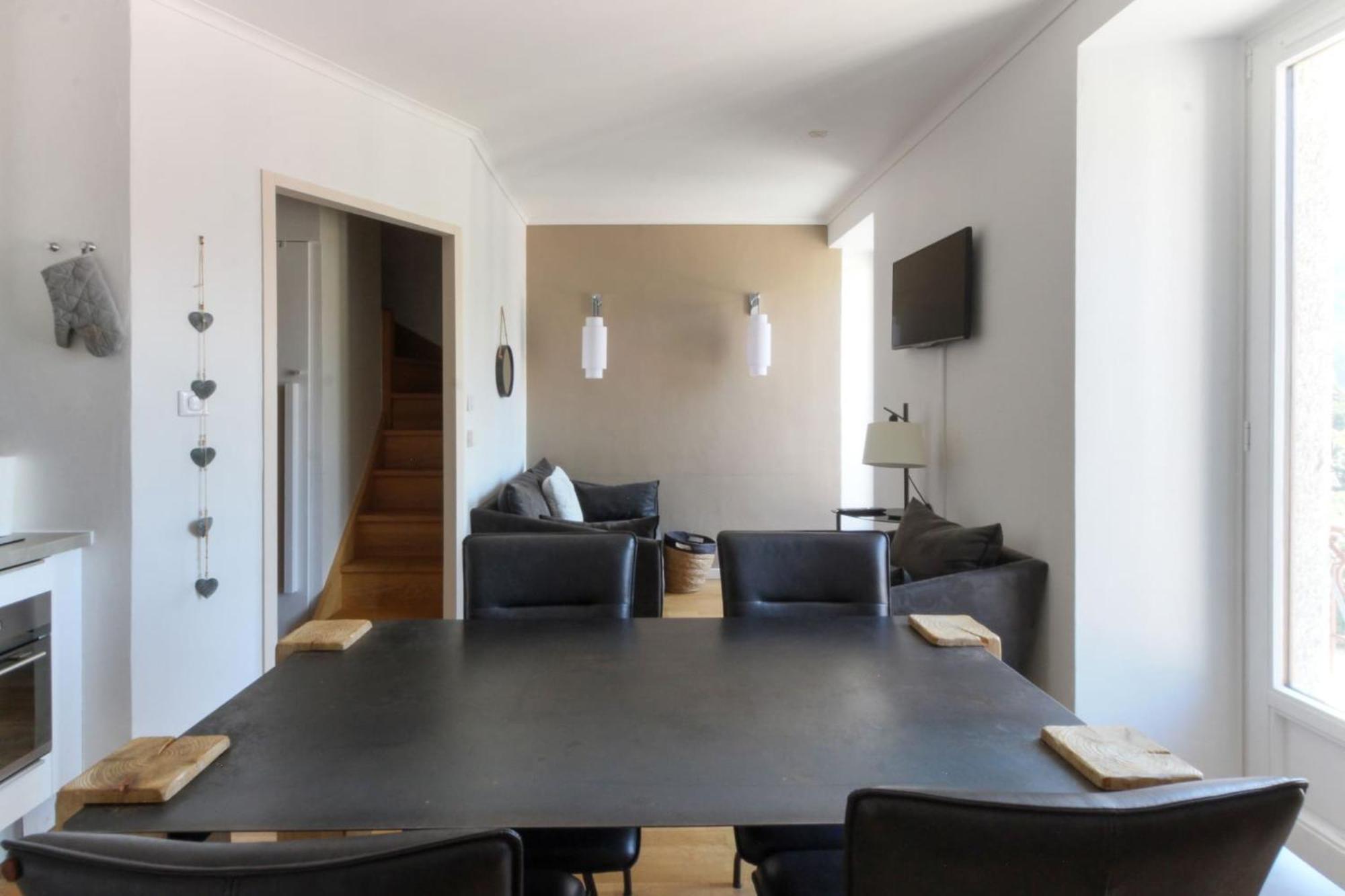 Nook 42 - The Loft - Central 2Br W/ Balcony Views シャモニー エクステリア 写真