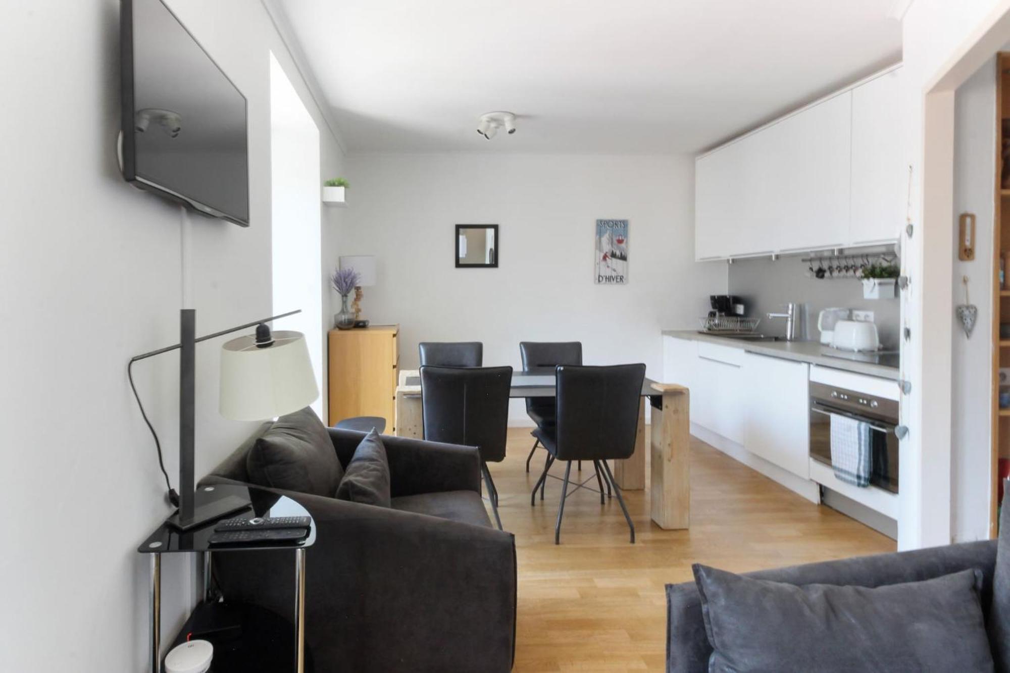 Nook 42 - The Loft - Central 2Br W/ Balcony Views シャモニー エクステリア 写真
