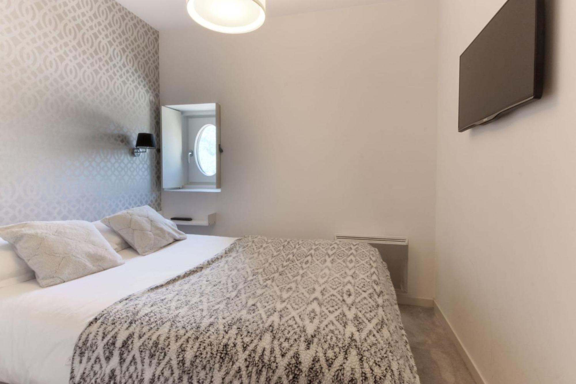 Nook 42 - The Loft - Central 2Br W/ Balcony Views シャモニー エクステリア 写真